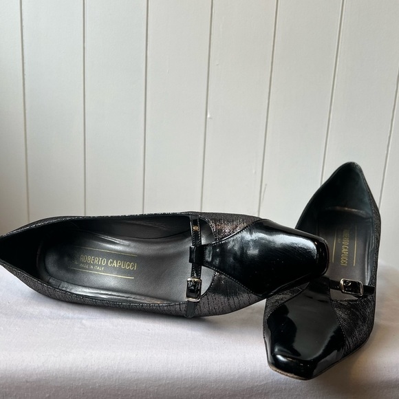 Robert Capucci, Patent black & silver heels, Made in Italy, Size 7.5. - Picture 5 of 10